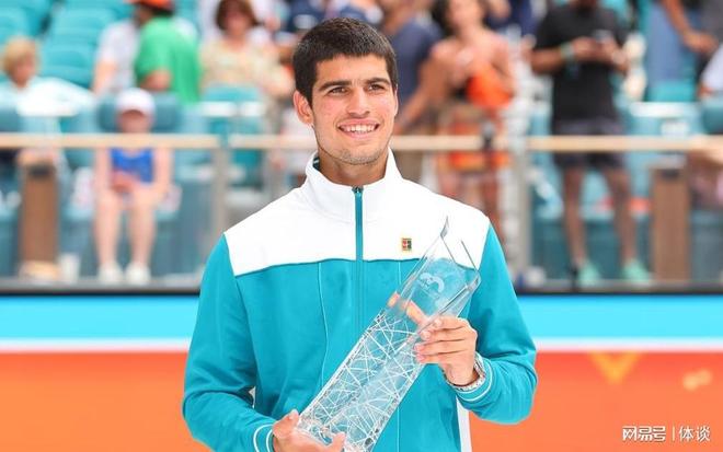 他不仅打破 他不仅打破